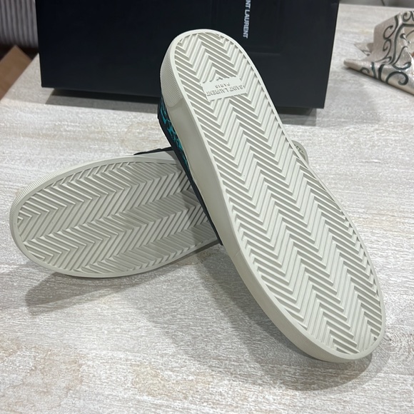 Saint Laurent Unisex Leopard Slip On - Picture 7 of 11